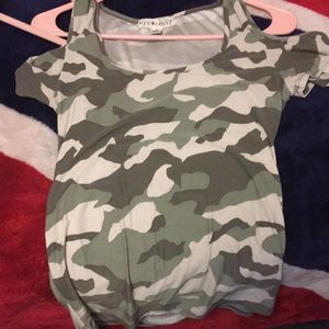 Camo top
